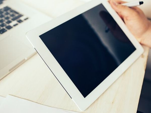 Como empresas de logística usam tablets alugados para monitorar entregas