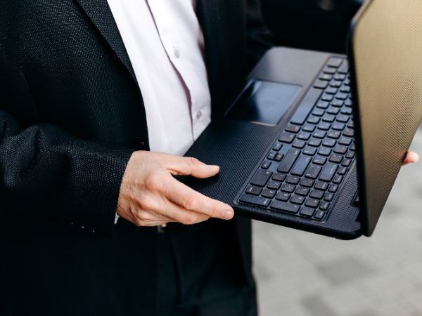 Saiba Quanto Custa o Aluguel de Um Notebook em 2025